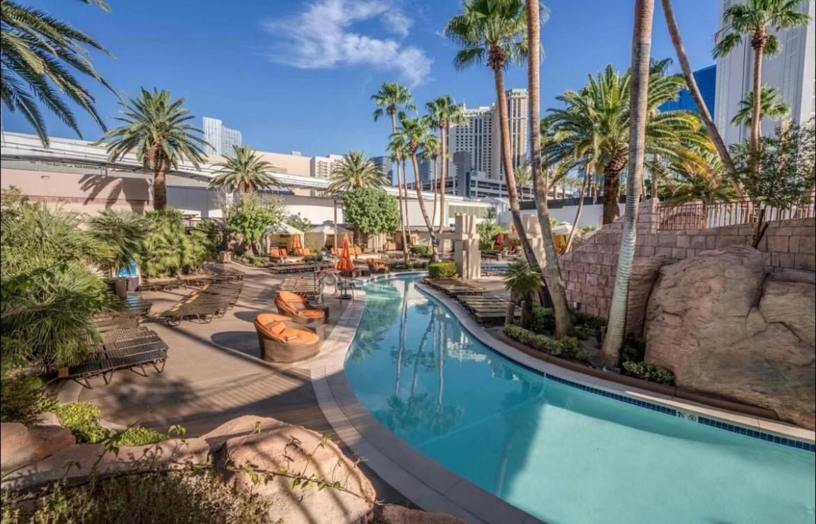 Classic Suite Mgm Signature 25Th Flr Pool View Las Vegas Buitenkant foto