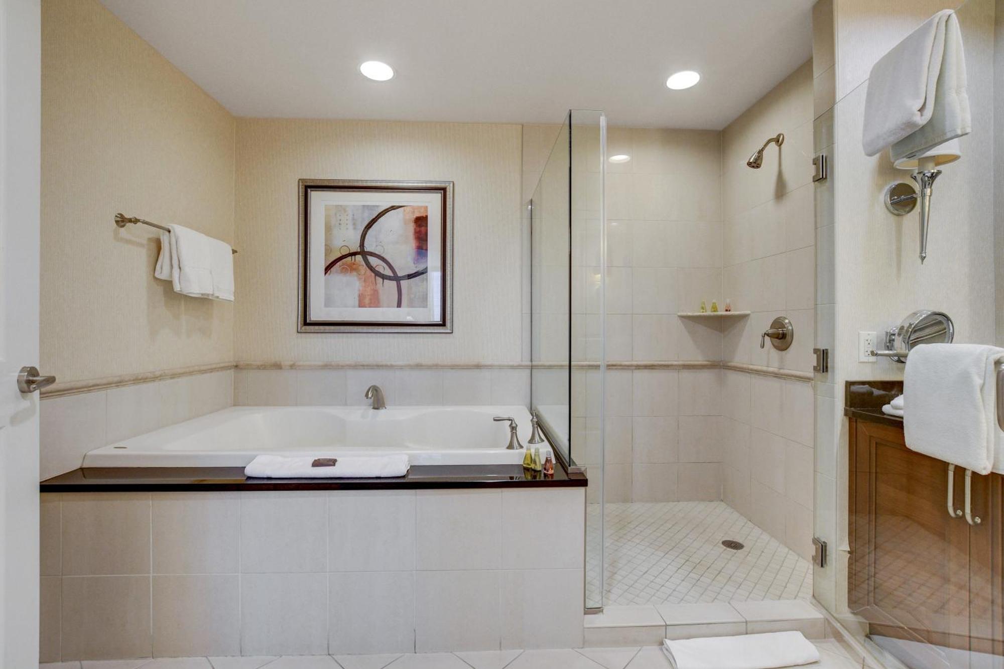 Classic Suite Mgm Signature 25Th Flr Pool View Las Vegas Buitenkant foto