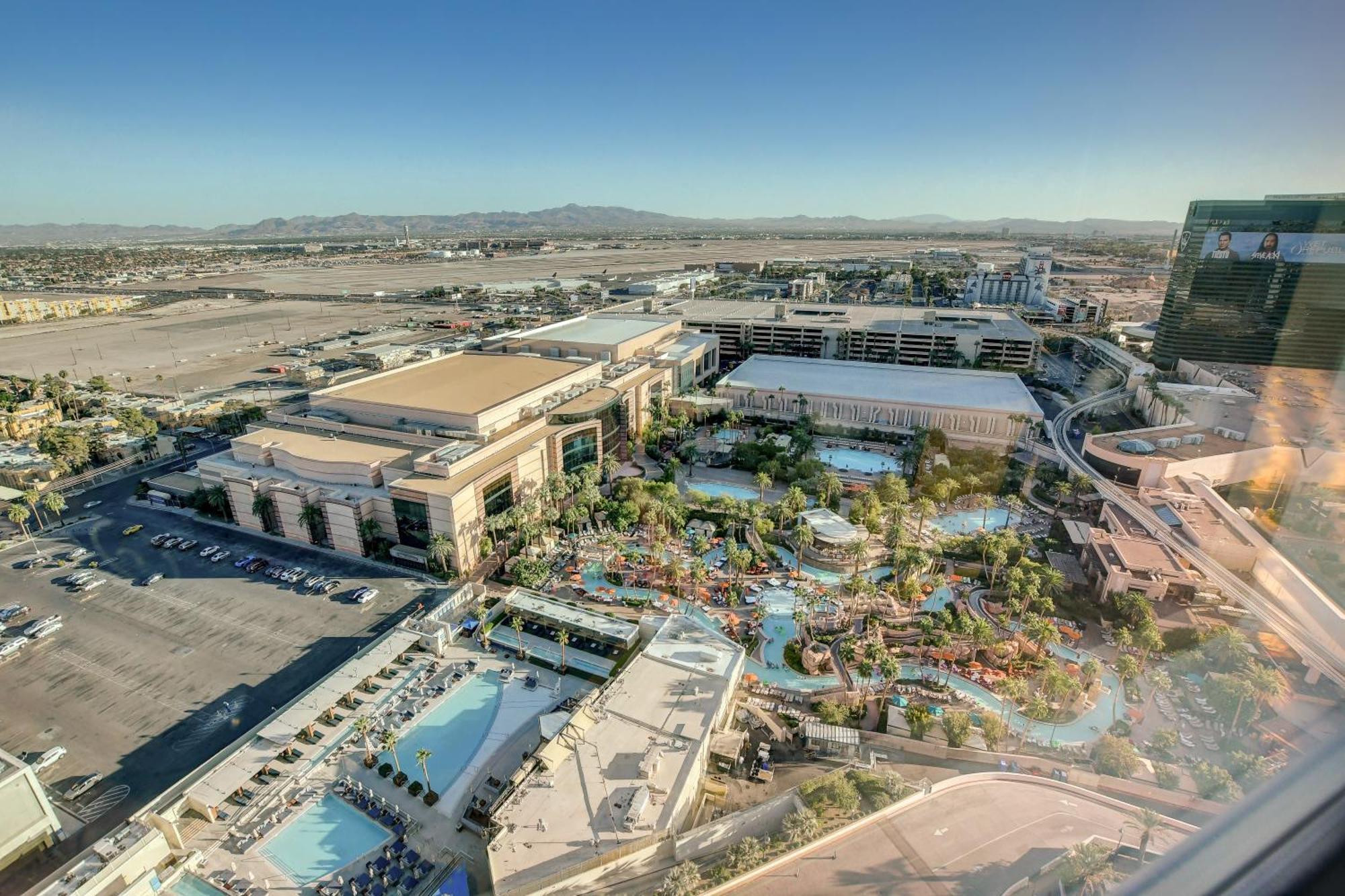 Classic Suite Mgm Signature 25Th Flr Pool View Las Vegas Buitenkant foto
